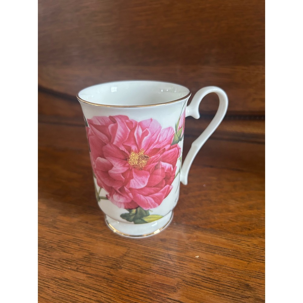 New Royale Garden Bone China Pink Floral Mug Gold Trim Hand Decorated England